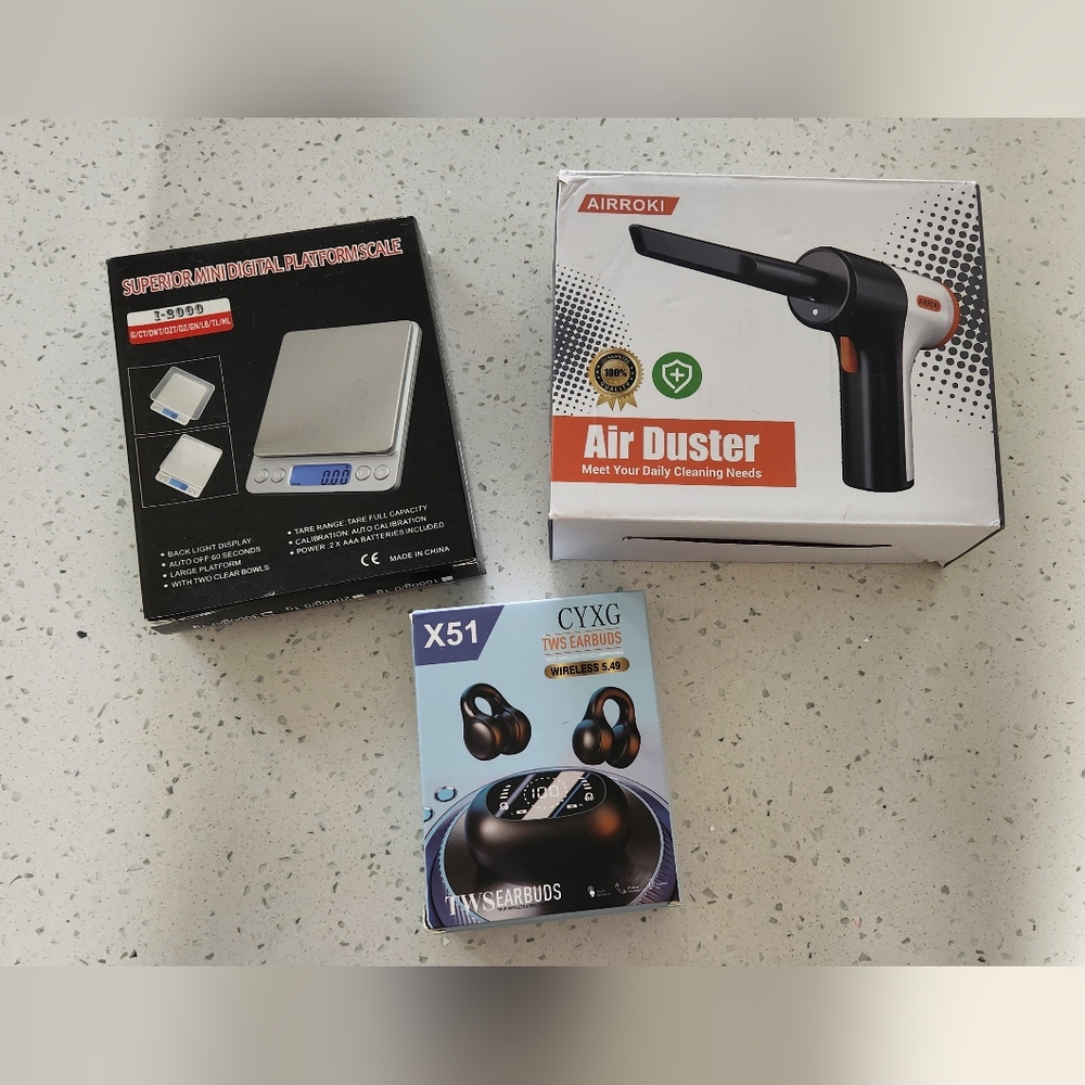 3pc Bundle-Earbuds, Duster, Scale